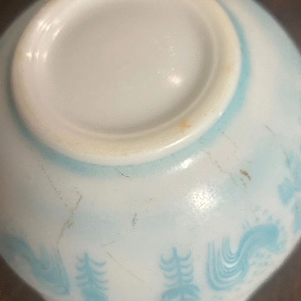 Vintage Pyrex Butterprint Amish Mixing Bowls 2pc Matching Set Cinderella 441 443